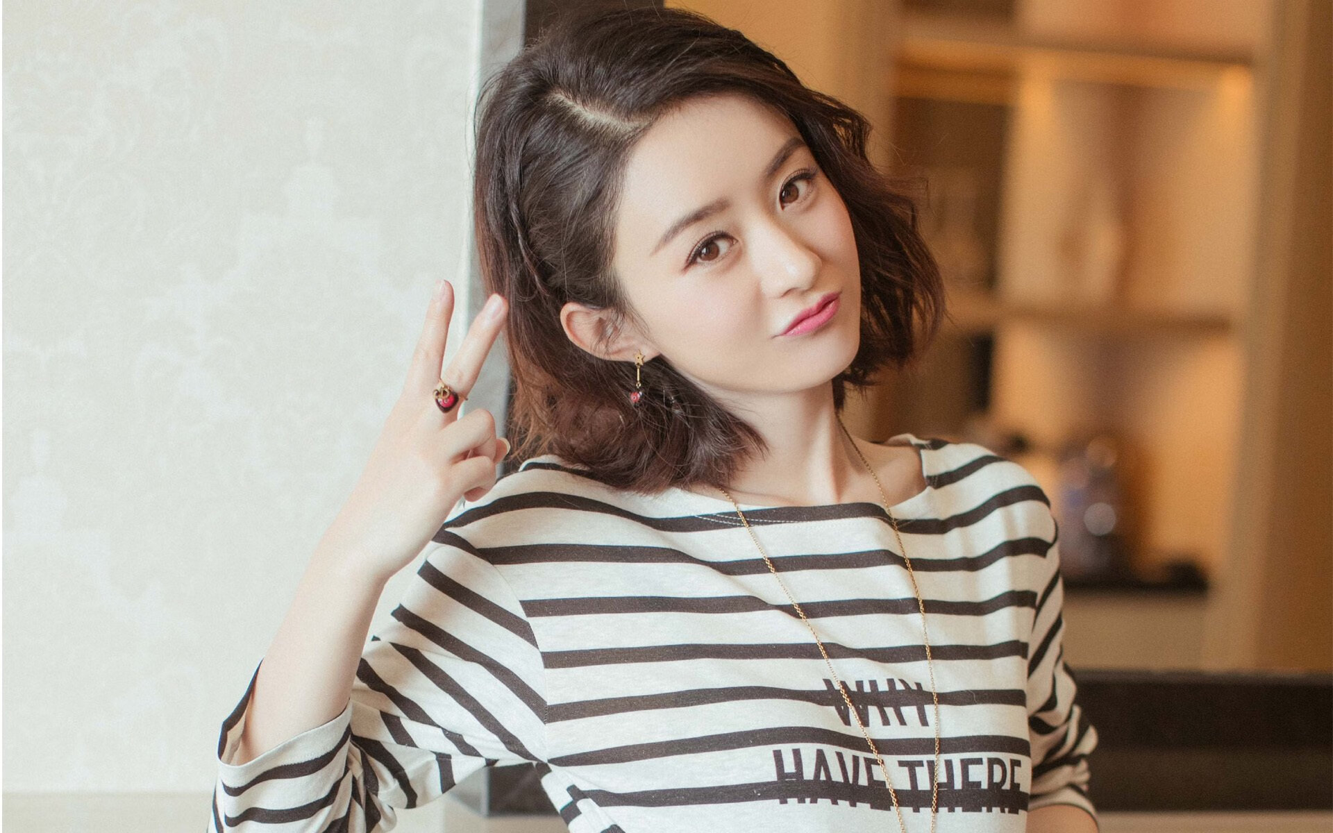 乐鱼体育APP官方下载-国际热身赛中国足球逆袭 战术布置清晰，热身赛国足直播