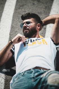 乐鱼体育(中国)官方网站-贝尔哈德·福特：全黑队中不容忽视的技术型球员，贝尔福特vs丹亨德森  第2张